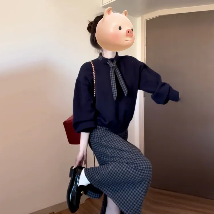 学院风毛衣针织连衣裙子女早秋季2026新款miu里miu气穿搭套装长裙