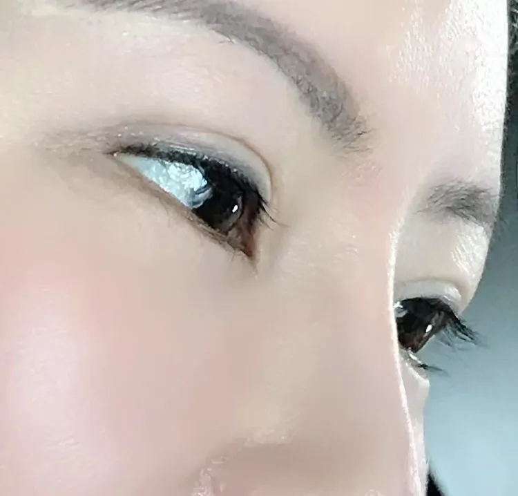 CAVILLA睫毛精华液保湿自然睫毛神器