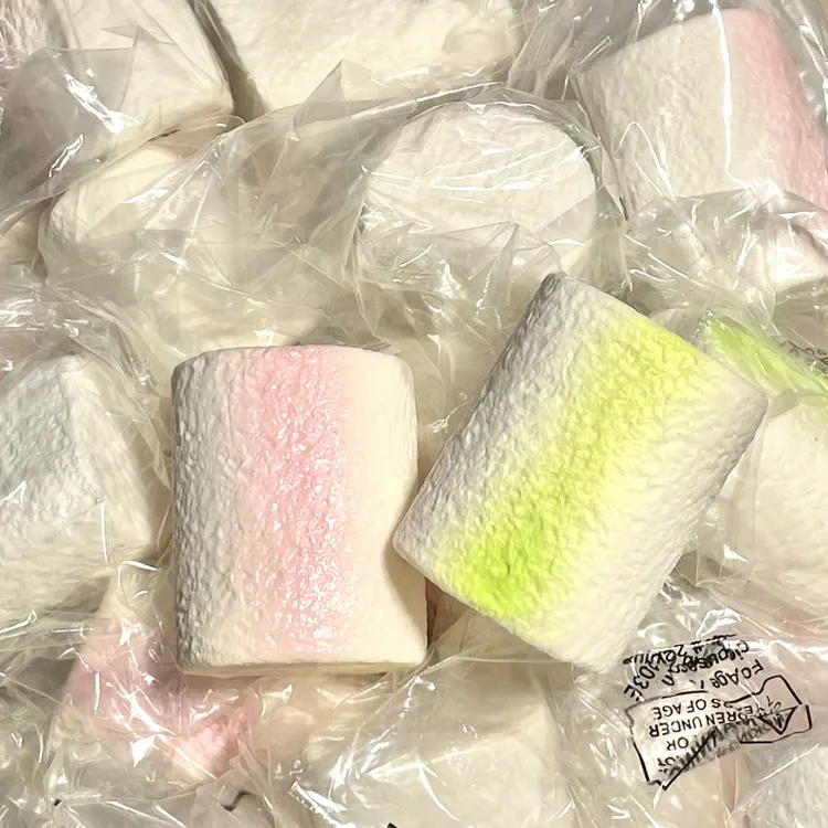 迷你粉色棉花糖慢回弹绿色捏捏乐口香糖慢回弹解压玩具仿真回弹快