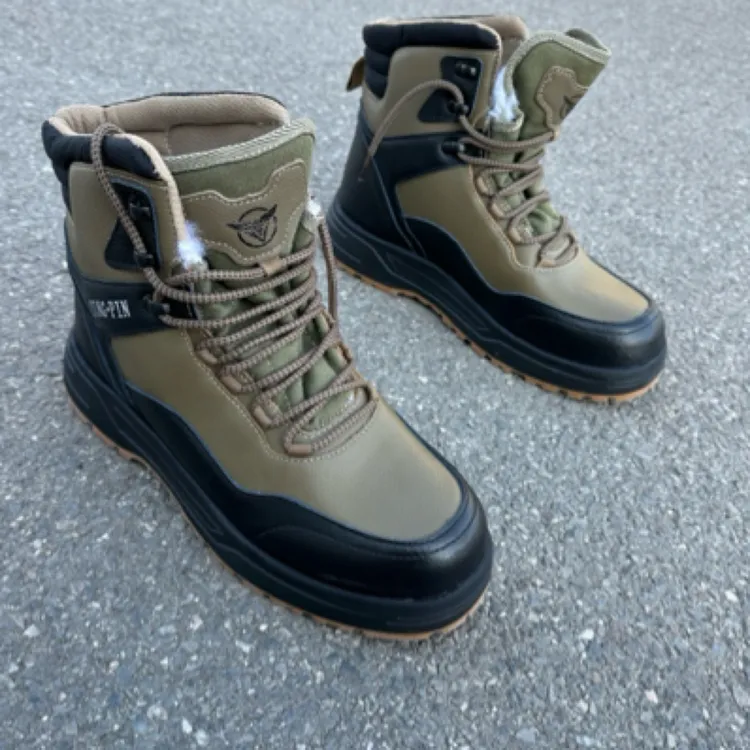 592男士加厚羊毛皮毛一体雪地靴户外保暖防滑防寒靴