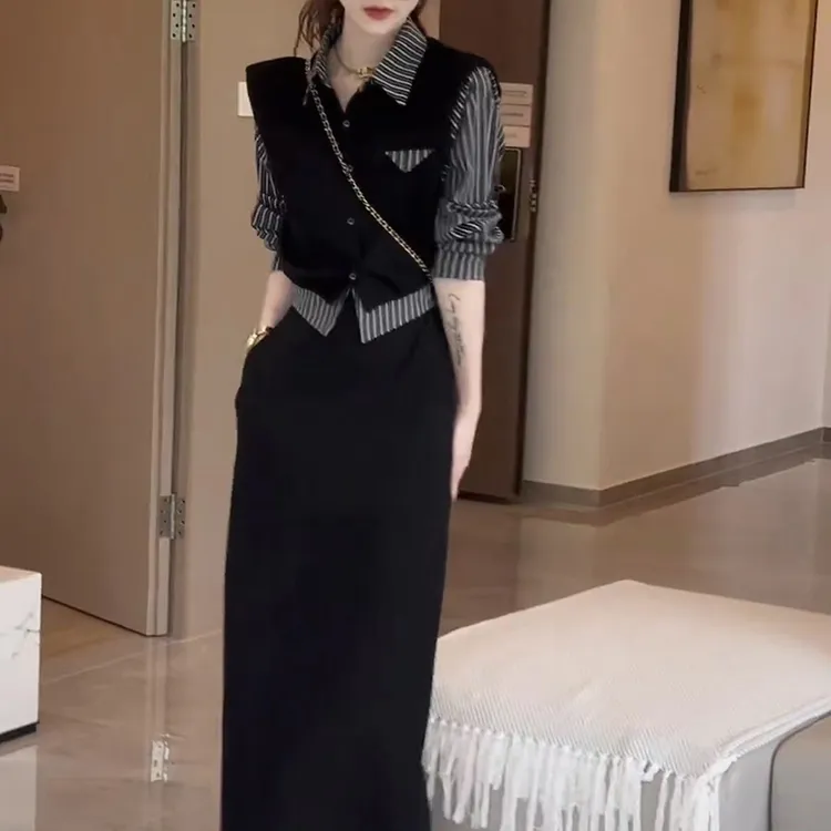 【两件套】女秋季新款时髦气质显瘦高级条纹半身裙女装时尚套装2330