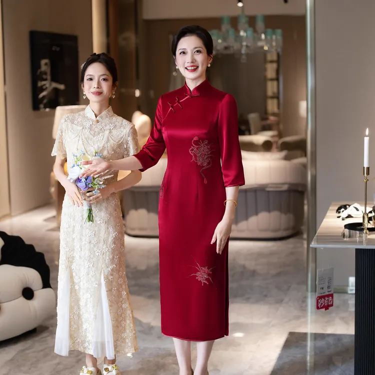 2025秋新高端进口三醋酸苏绣喜婆婆婚宴旗袍大方气质喜妈妈礼服L