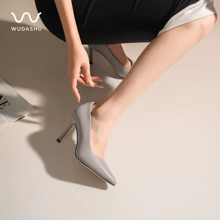 穿高跟鞋的吴大叔红云鞋尖头细跟高跟鞋女百搭时尚通勤职业鞋Z271