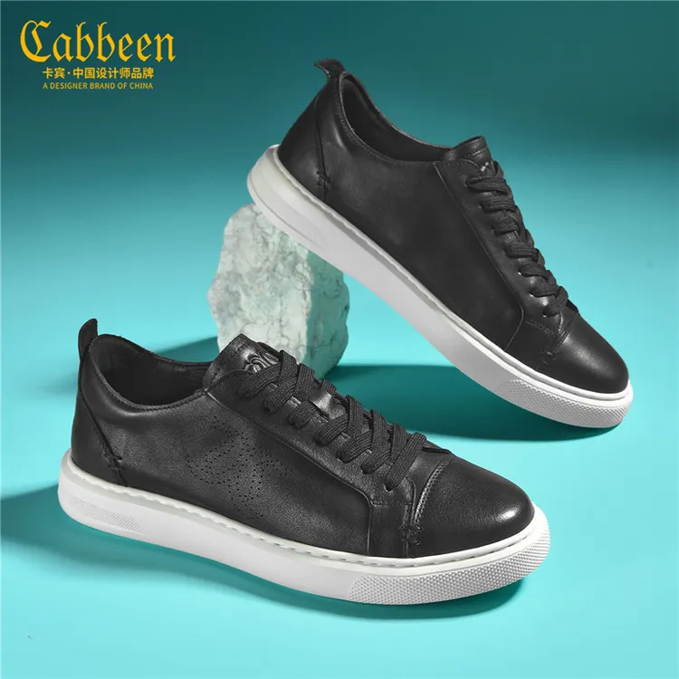 卡宾极简高智感男士板鞋冬季2025新款小黑鞋百搭真皮休闲鞋子男款
