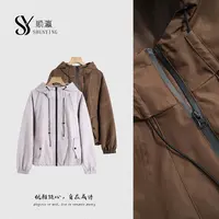 【仟娜】舒适休闲~设计感夹克运动风户外机能冲锋衣外套SY73WT6055