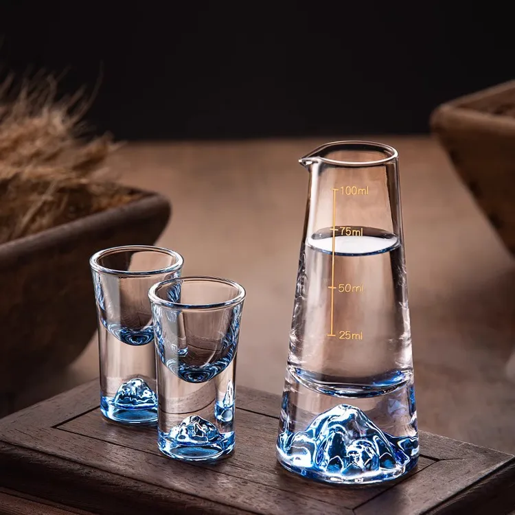 轻奢蓝山白酒杯家用小酒杯一口杯玻璃分酒器创意高级感酒盅酒具