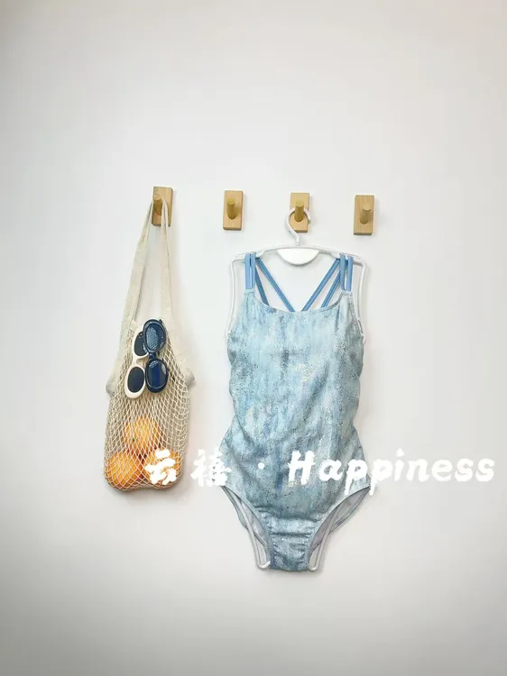 『闪耀薄绿』新款专业高级感竞速泳衣女游泳馆专用三角竞速泳衣