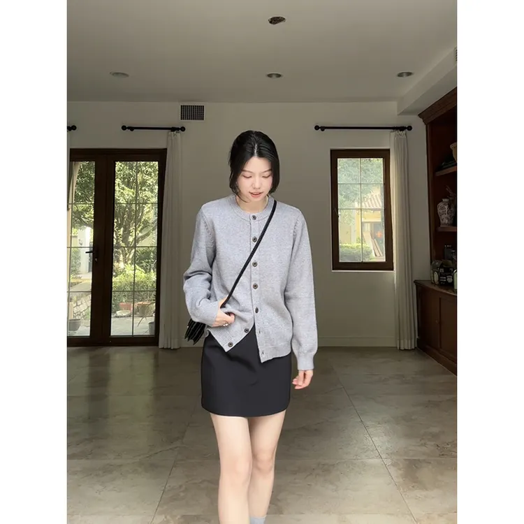 郭九九呢 圆领宽松百搭毛衣开衫外套简约a字短裙半身裙G925Z13172