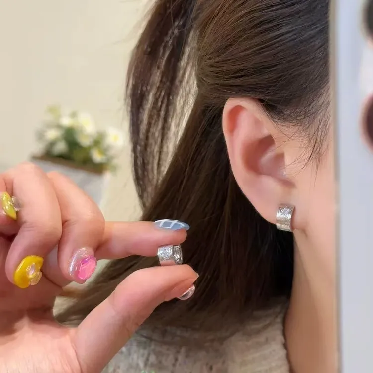 轻奢星星耳扣小众设计感高级简约耳钉小众百搭气质耳环亮晶晶耳饰