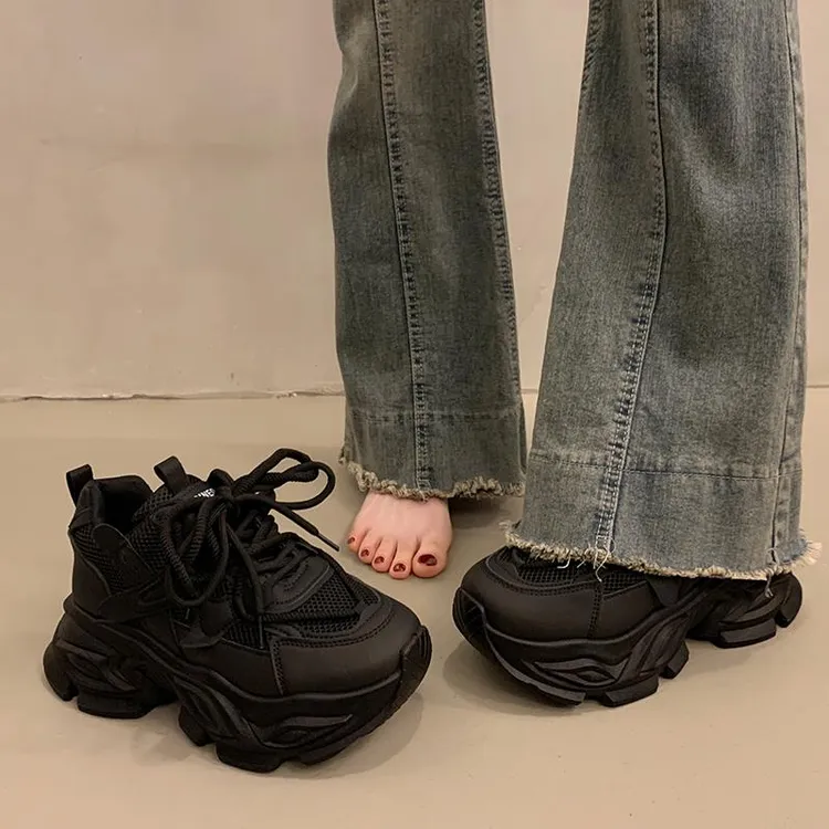 超火厚底老爹鞋女小个子增高2025新款春秋欧货爆款黑色休闲运动鞋