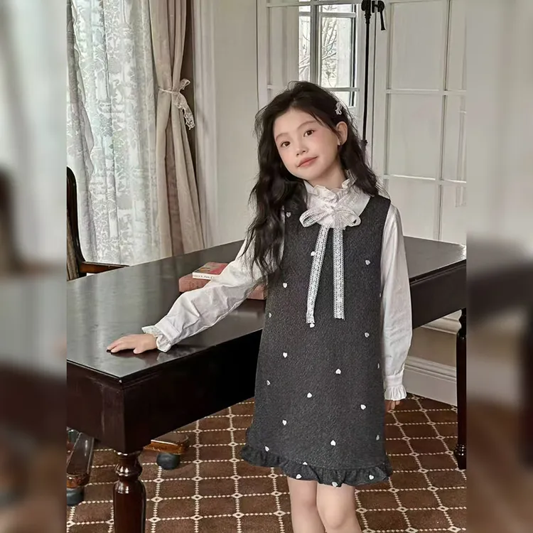 童装女童2026新款儿童洋气娃娃领长袖衬衫背心裙女童春装洋气套装