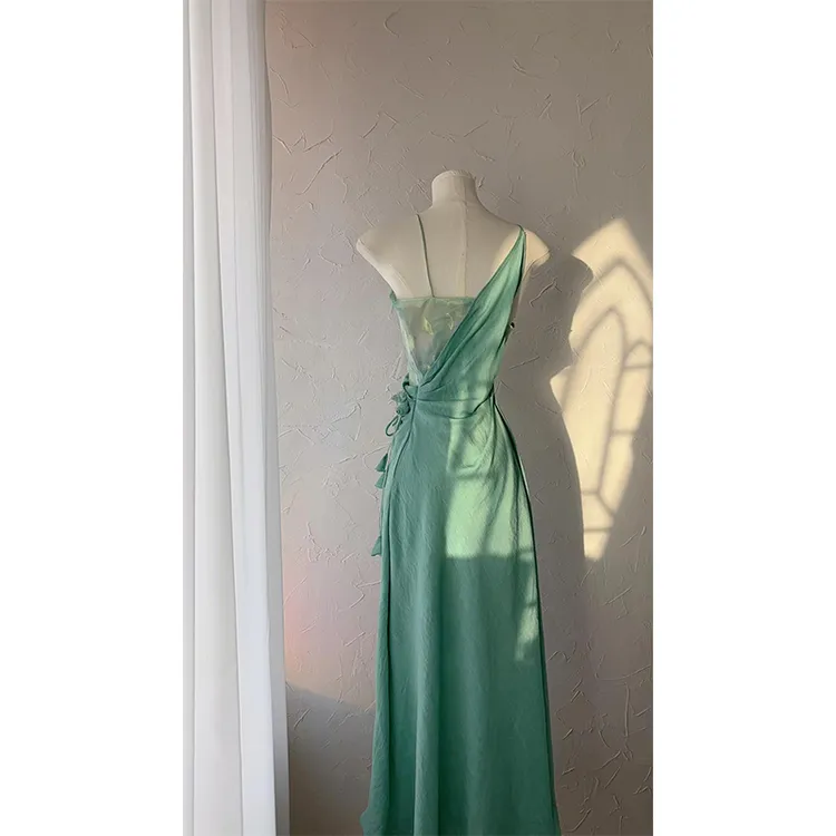 夏季新款法式夏天洋气收腰显瘦炸街性感不规则吊带连衣裙女