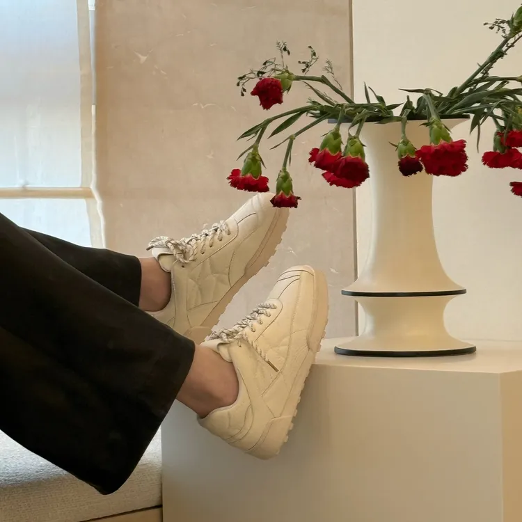 小发喵菱格系带复古德训鞋轻便透气休闲运动鞋999