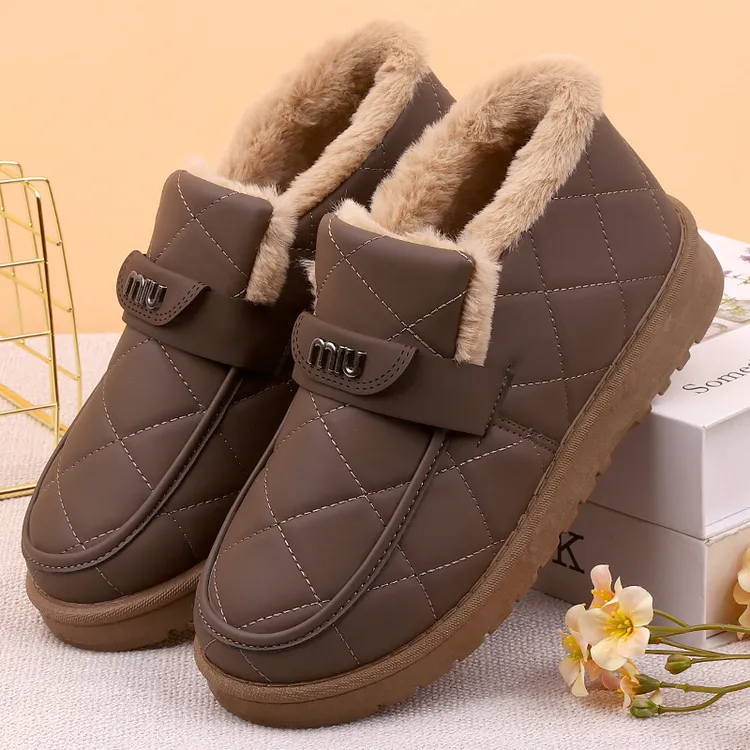 冬季加绒女士棉靴防滑防水厚底女款加厚保暖时尚毛毛鞋皮面雪地靴