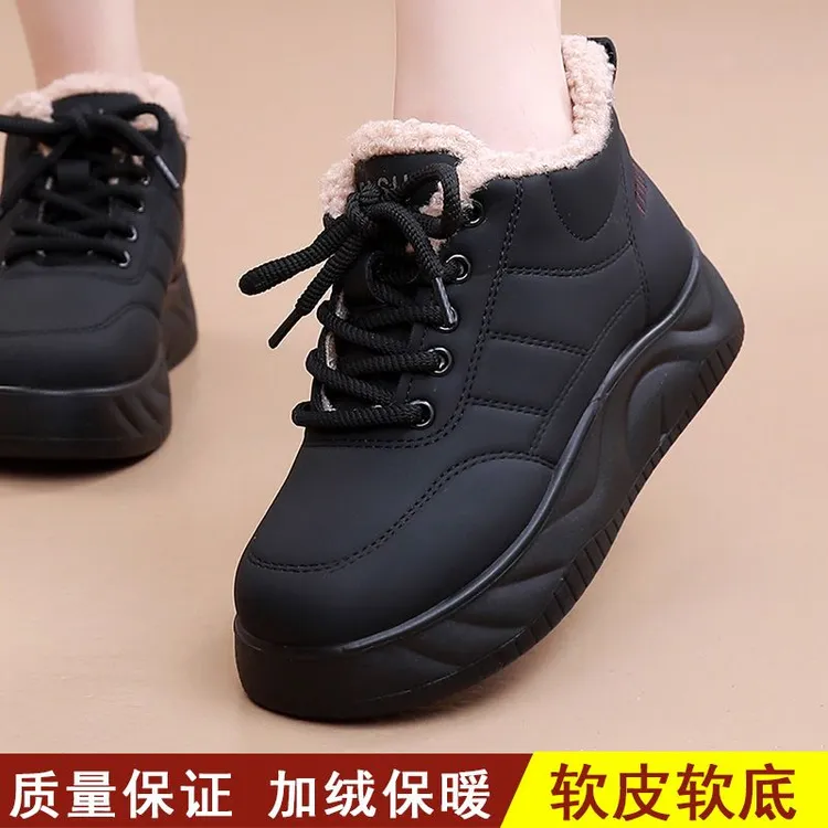 冬季新款妈妈休闲棉鞋加绒加厚松糕底女鞋防水防滑保暖雪地靴厚底
