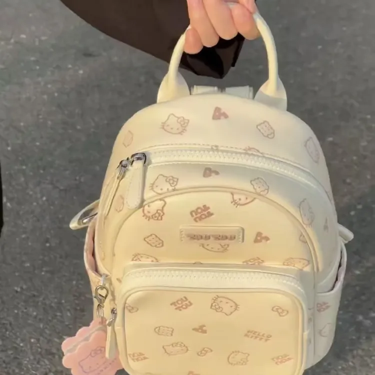 【吐司】Hellokitty小背包新款小众大学生通勤书包百搭高级双肩包