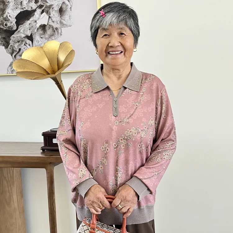 妈妈装秋装翻领针织长袖t恤新款2025中老年奶奶气质短款春秋衣服
