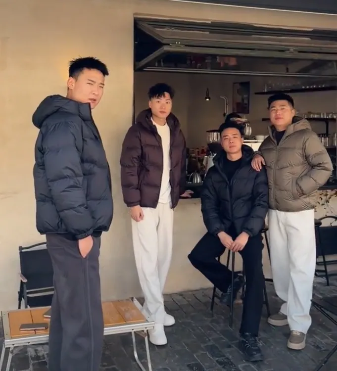 【秦瑞瑞专属】开伦蓬松加厚休闲户外宽松男士羽绒服 