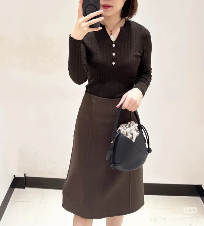 女士外贸IC沙色深咖色半开领高支高密羊毛混纺亲肤舒适套头针织衫