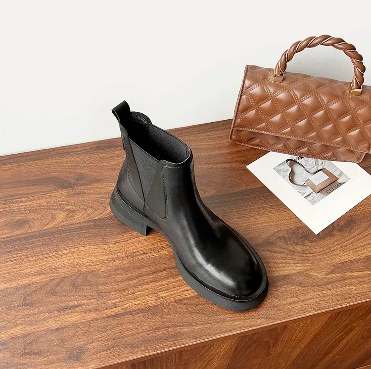 【现货】WGW004/5cm/2025明星同款秋冬牛皮百搭时尚真皮时尚短靴女