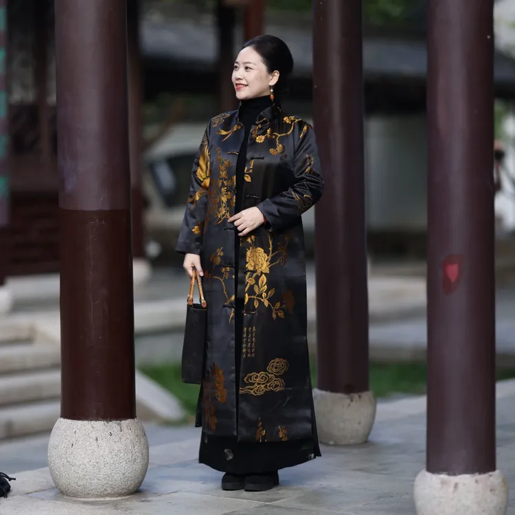 美爱《皇室贵族棉服外套》真丝香云纱老缎秋冬新款加棉加厚棉服W669