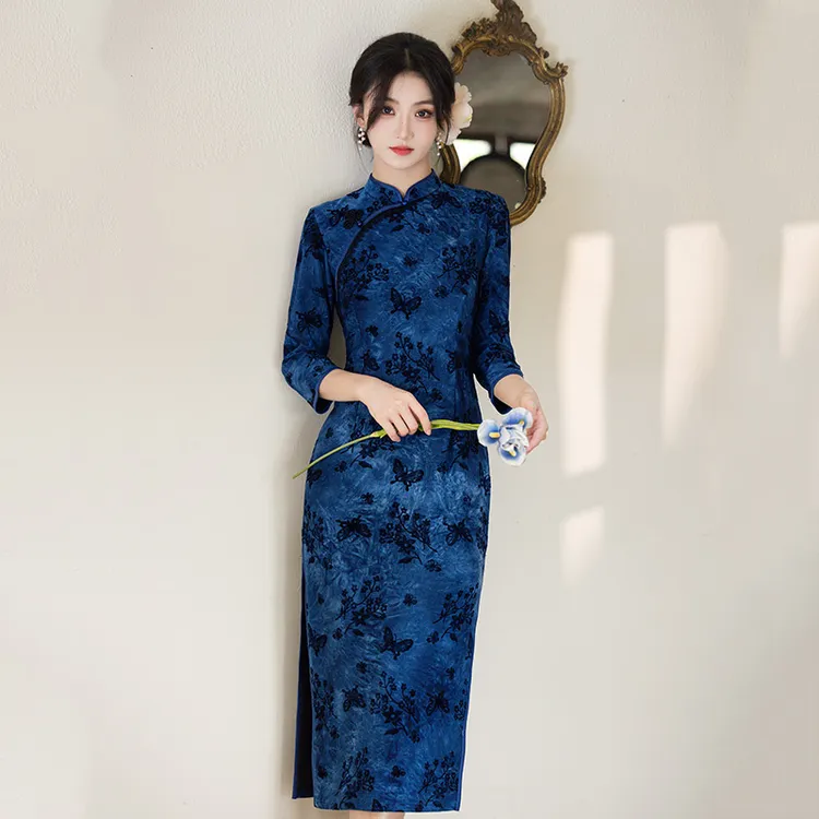 蓝色国风中式秋季长袖旗袍改良年轻款2025新款女复古修身收腰春秋
