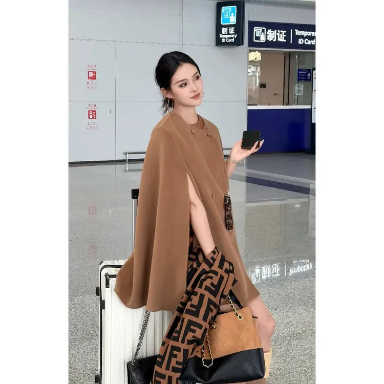 双面羊毛斗篷毛呢外套女秋冬短款手工黑色红色大衣圣诞新婚敬酒服