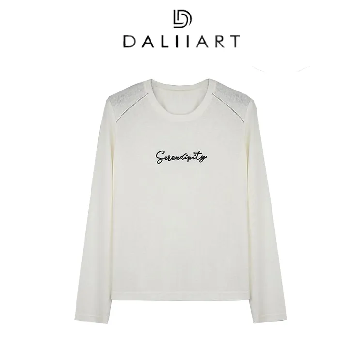 大丽字母绣Tee 棉莱赛尔雪花肌理圆领长袖T恤DLTX1338
