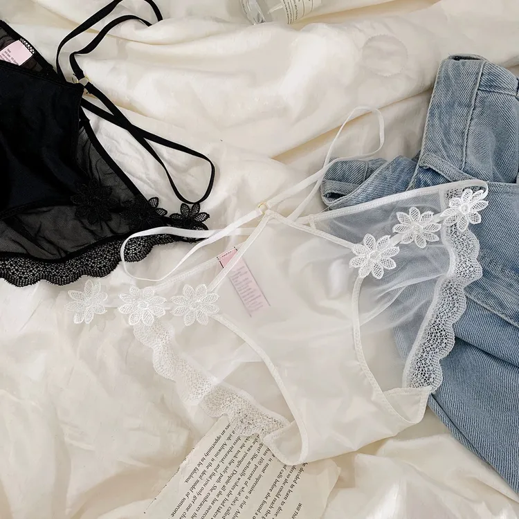 纯欲风性感蕾丝内裤少女2024新款薄款网纱舒适透气低腰三角裤