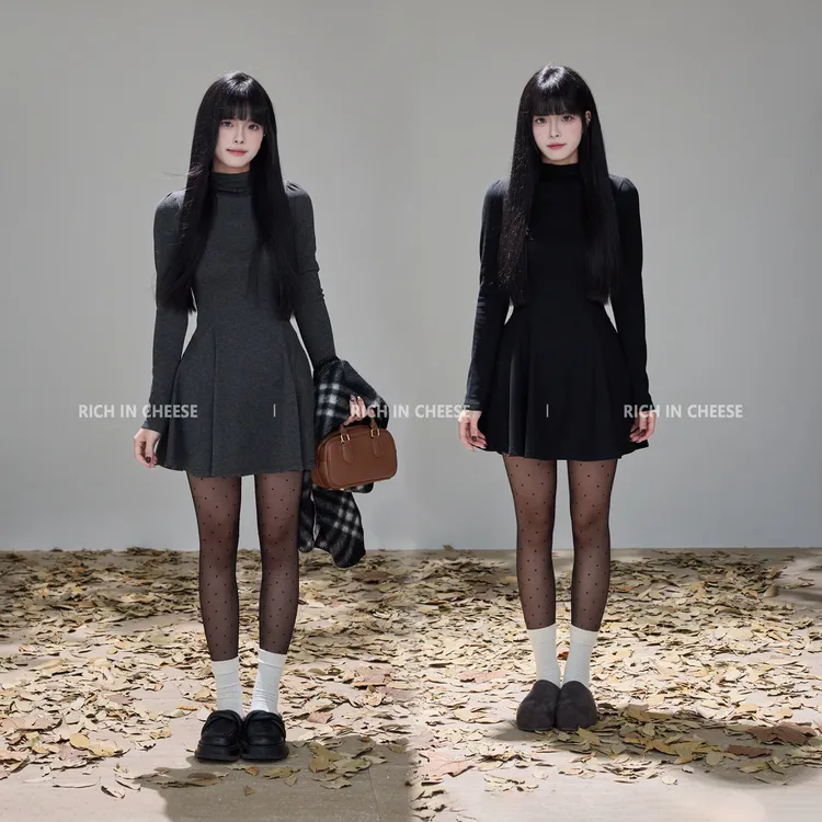 RICHINCHEESE 恬静柔光 秋冬简约低堆领针织弹力显瘦打底连衣裙