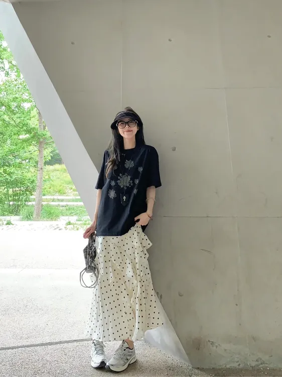 韩系时尚穿搭女2025夏季印花宽松圆领短袖T恤荷叶边波点半身裙子