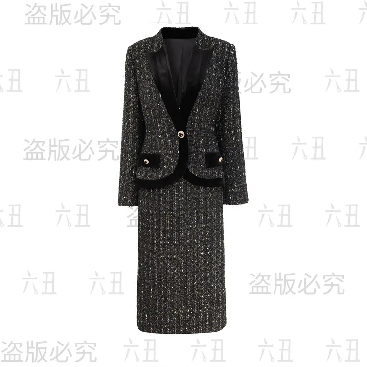 【六丑】新款法式气质时尚显瘦丝绒拼接领小香风套装411ATZ0090