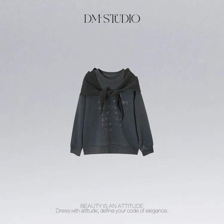 DEDM•STUDIO/减龄极简百搭气质烫钻字母长袖套头卫衣2511WY/5353