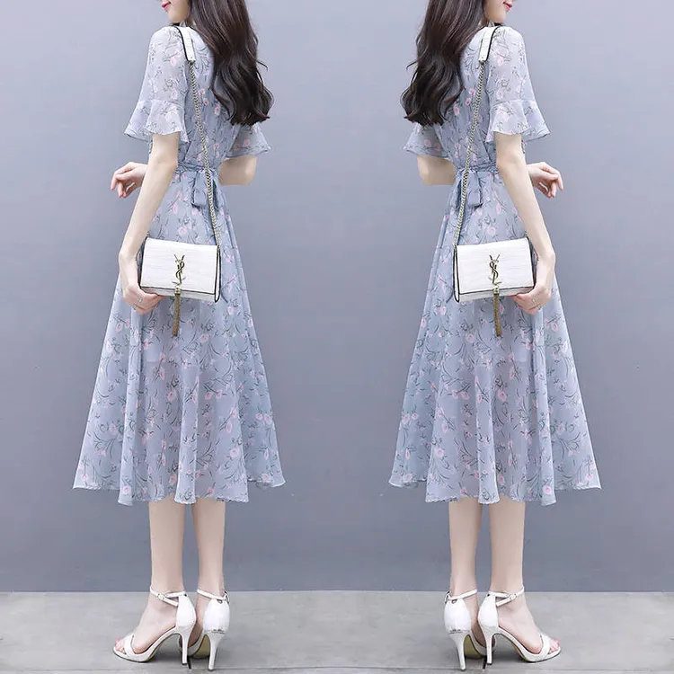 碎花冰丝连衣裙2024新款夏季仙女超仙森系收腰显瘦气质法式女神范