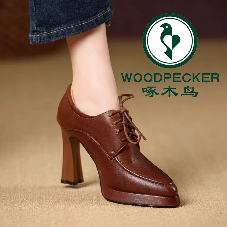 啄木鸟10公分软皮高跟鞋粗跟单鞋2025深口尖头系带皮鞋舒适不累脚