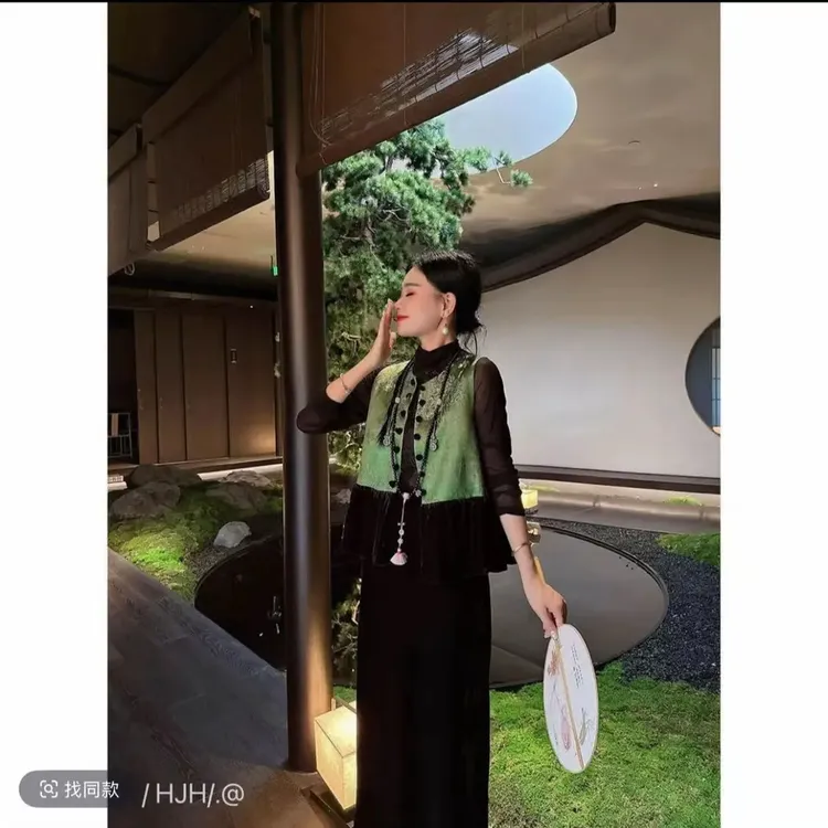 新中式马甲女时尚显瘦无袖马夹网红洋气拼接百搭女士