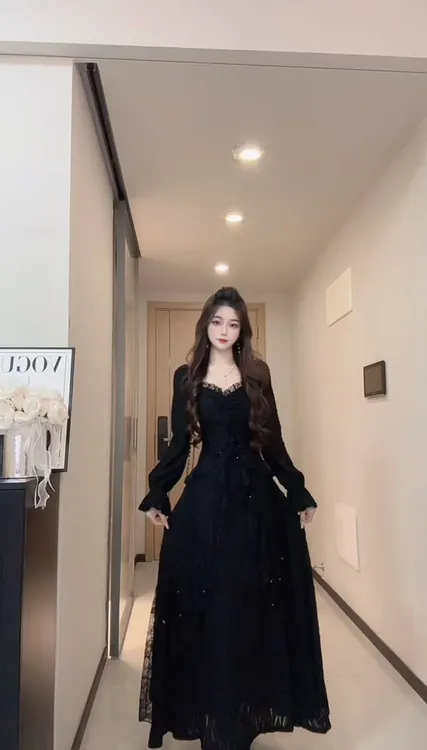 雪梨糖霜 秋冬加绒法式优雅荷叶边连衣裙（有腰带）