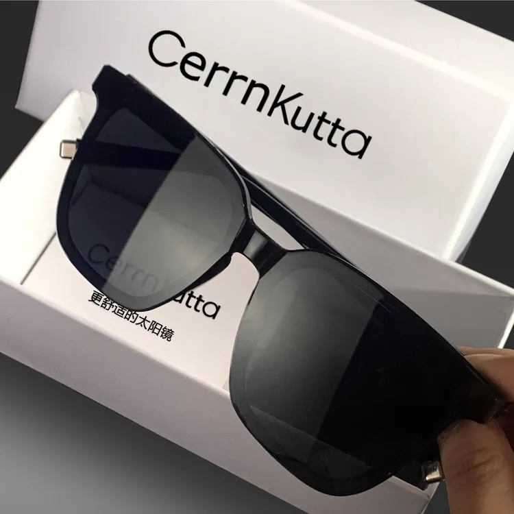 CerrnKutta第五代一体无框男女时尚高清太阳镜防紫外线遮阳方墨镜
