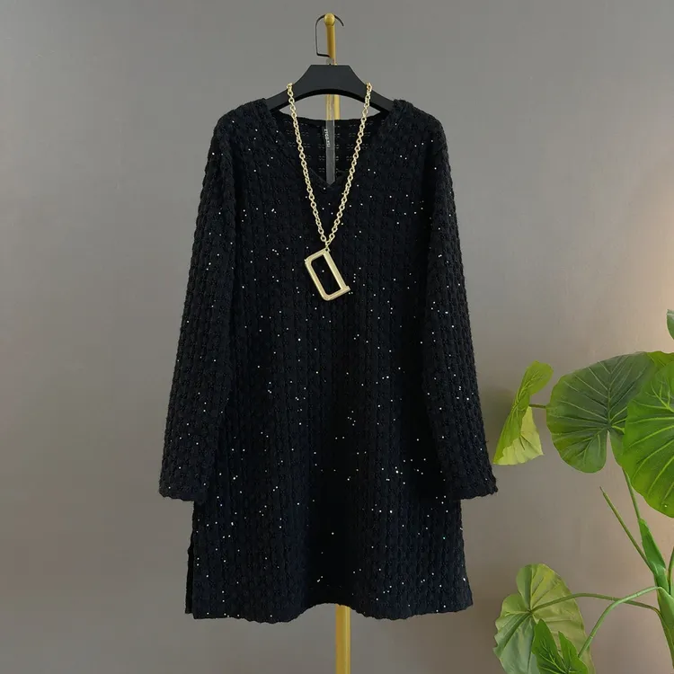 胖MM新款时尚V领亮晶晶净版针织洋气宽松中长款大码长袖上衣