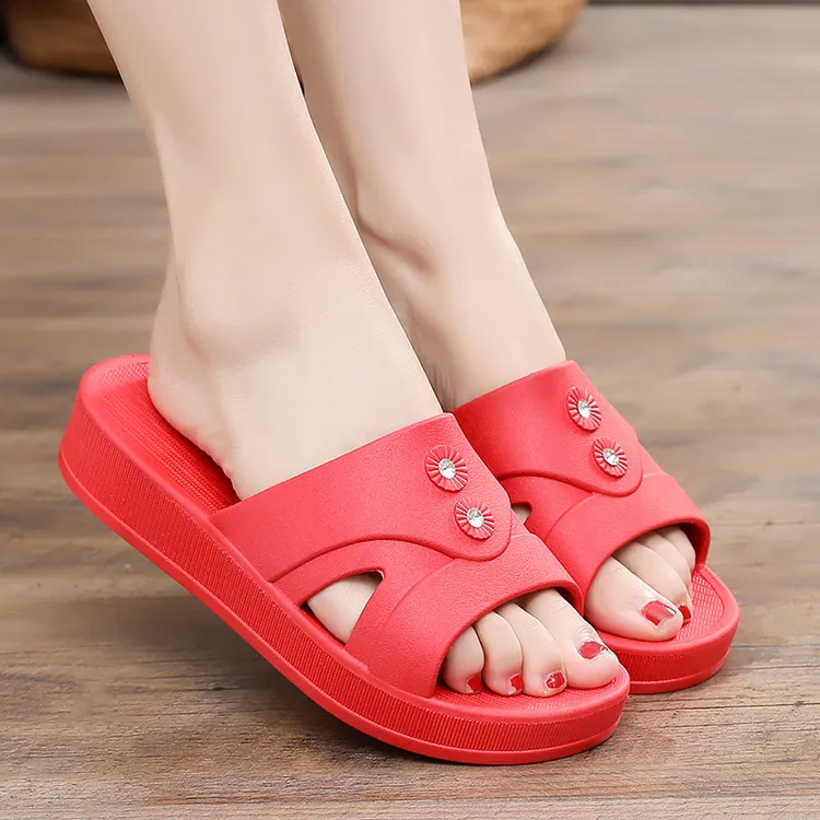 新款2025厚底妈妈夏季拖鞋女士时尚外穿居家中年增高防滑软底女鞋