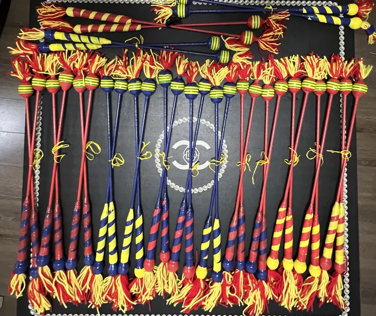 送《兰花草》《爱我中华》《九九艳阳天》《越来越好》《好运来》自编鼓谱