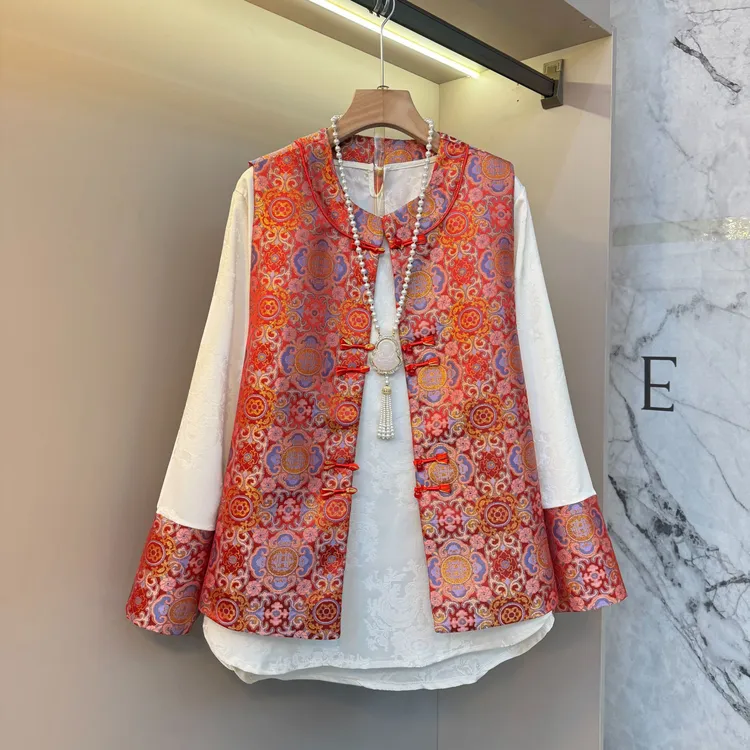 2025秋季流行新中式新款高级气质盘扣马甲+上衣显瘦两件套3179