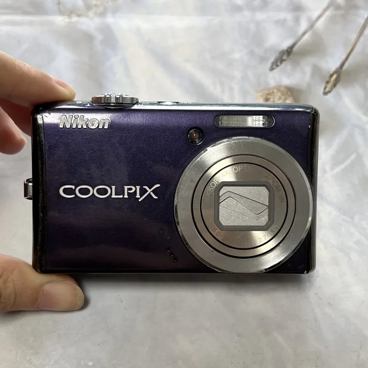 9新 Nikon/尼康 尼康s620墨蓝色微暗角不影响使用