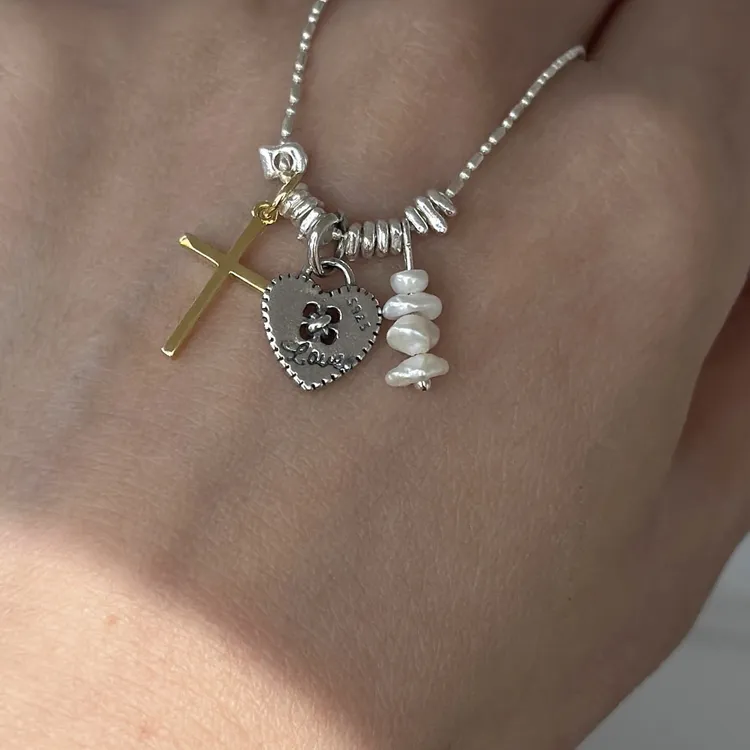 钛钢仿珍珠项链 中古风碎银子十字架爱心项链 叠戴复古小众礼物