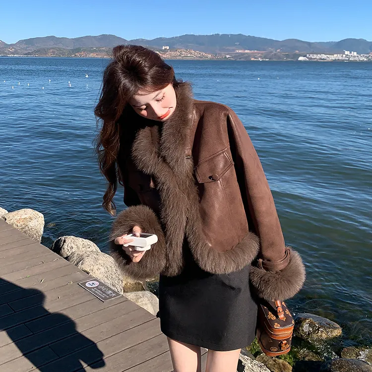 美拉德真狐狸毛机车90绒内胆外套冬女高端气质轻奢皮毛一体羽绒服