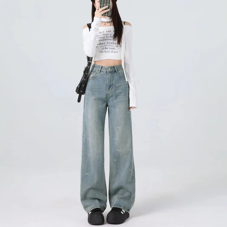 大码刺绣牛仔裤女2025春季高腰宽松胖mm显瘦遮肉阔腿水洗直筒长裤