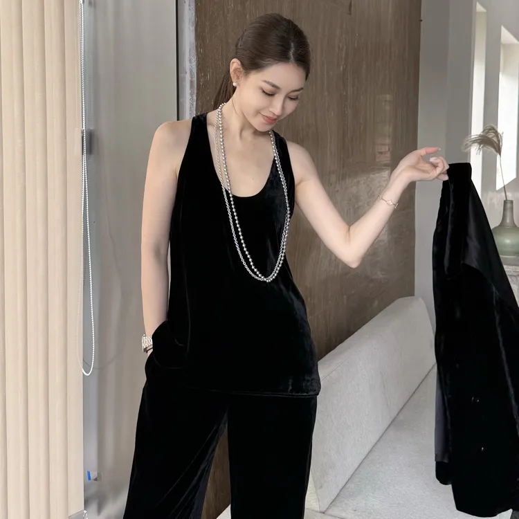 王嬛嬛MsLime25年新款 桑蚕丝老钱修身吊带背心 HD2C0438