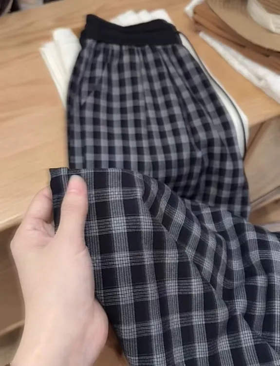 七言家巨好看！夏天的第一条黑白格子裤#休闲显瘦直筒裤@