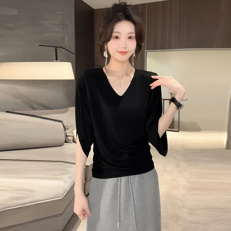 气质纯色淑女V领T恤2025夏季新款韩系百搭洋气休闲温柔小众上衣潮