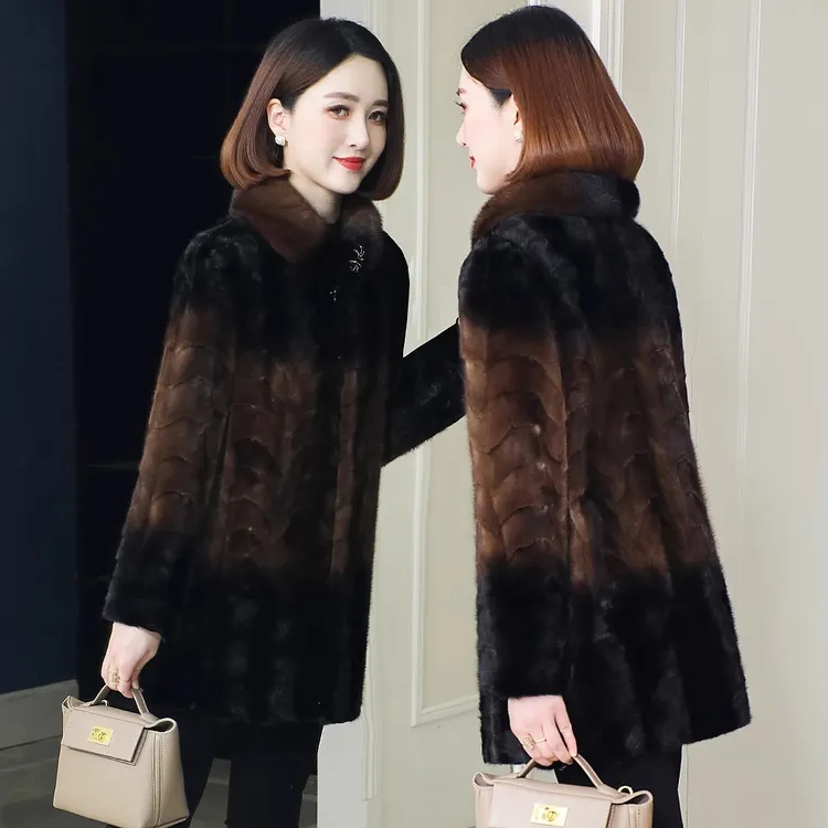 海宁2025新款水貂皮草中老年妈妈貂皮大衣女款拼貂中长款外套冬季